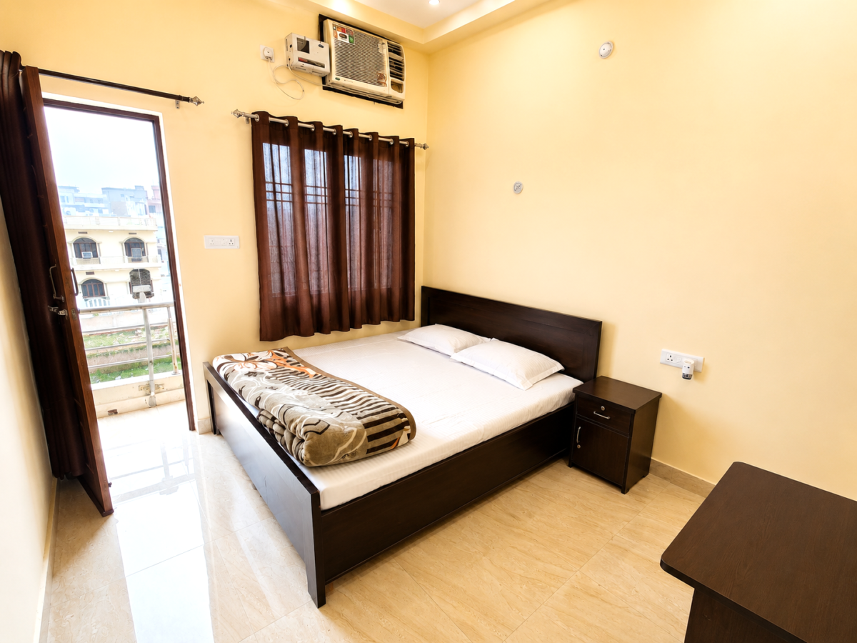 Little Escape Homestay Varanasi