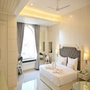 Hotel Pearl Courtyard Varanasi