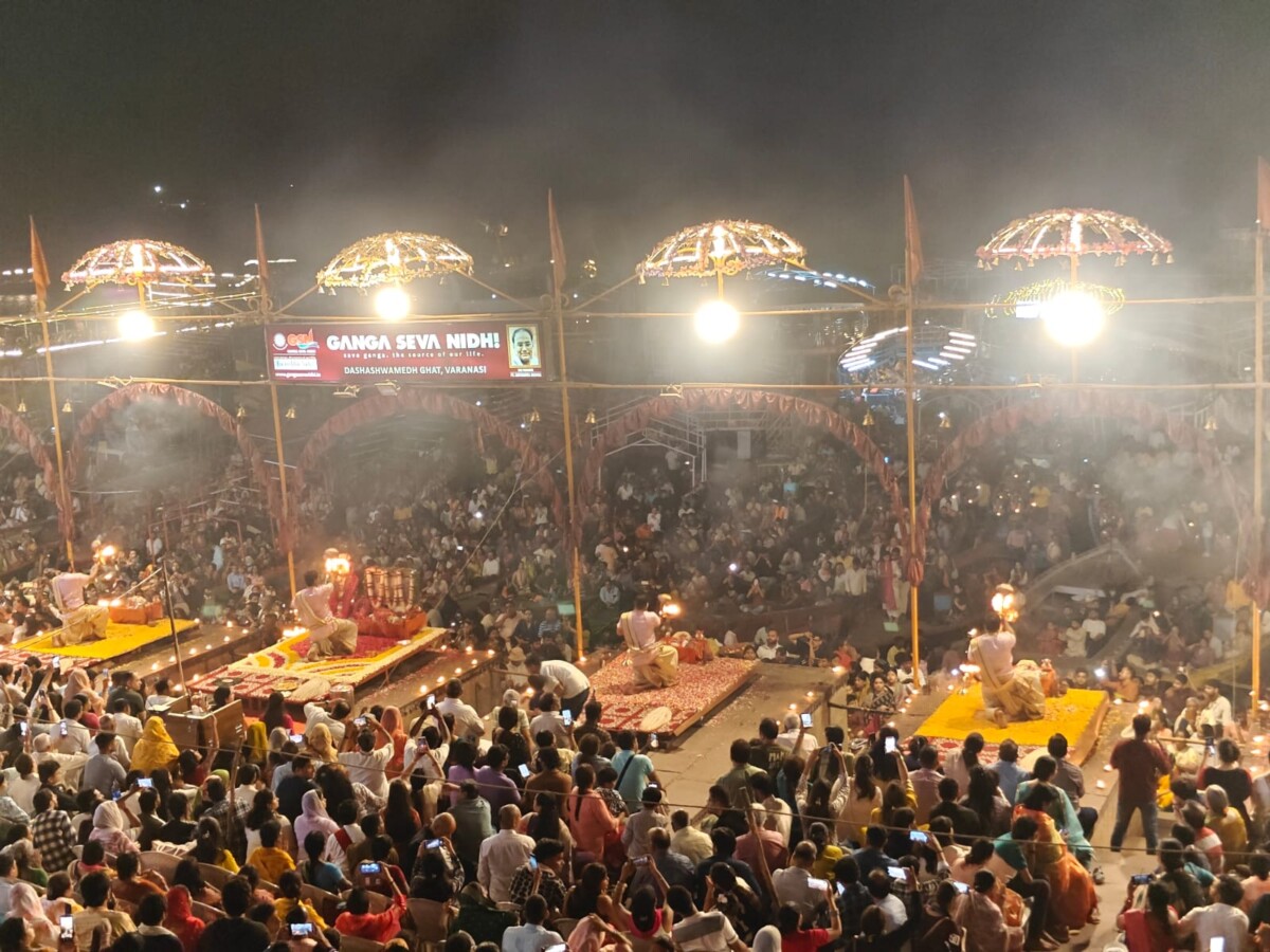Varanasi Sunset Boat Tour with Ganga Aarti – Guided Evening Boat Ride in Varanasi ( Kashi )
