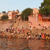 where to stay varanasi