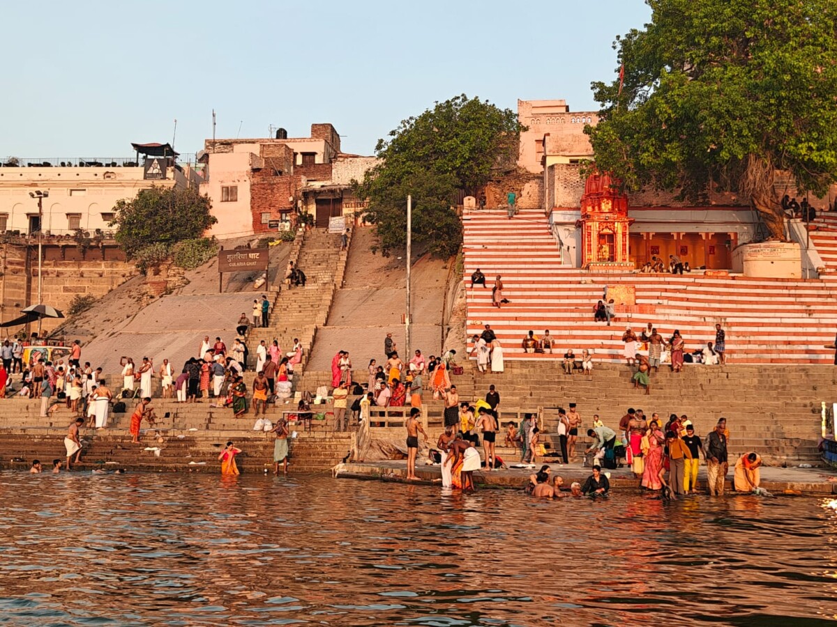 where to stay varanasi