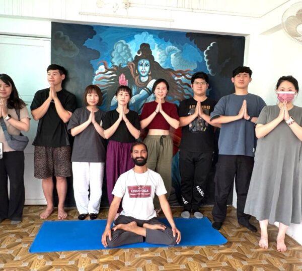 GROUP YOGA CLASSES IN VARANASI